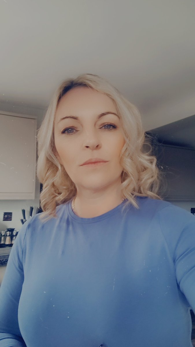 AmandaM88405353's tweet image. I'm a 47 year old woman, full time worker and home owner from Newcastle under Lyme.

I’ll be voting for @Nigel_Farage
and @reformparty_uk at the general election Quote tweet this and pass yours on. Let’s smash the two party system. Let’s go!!! #VoteReformUK #NigelFarage #MBGA