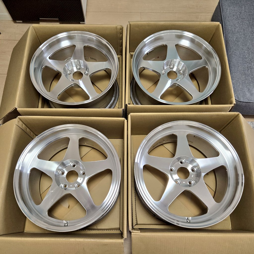 5ZIGEN 【リーガマスター】 Evo2 レーシングライン 17x7.5 ＋44