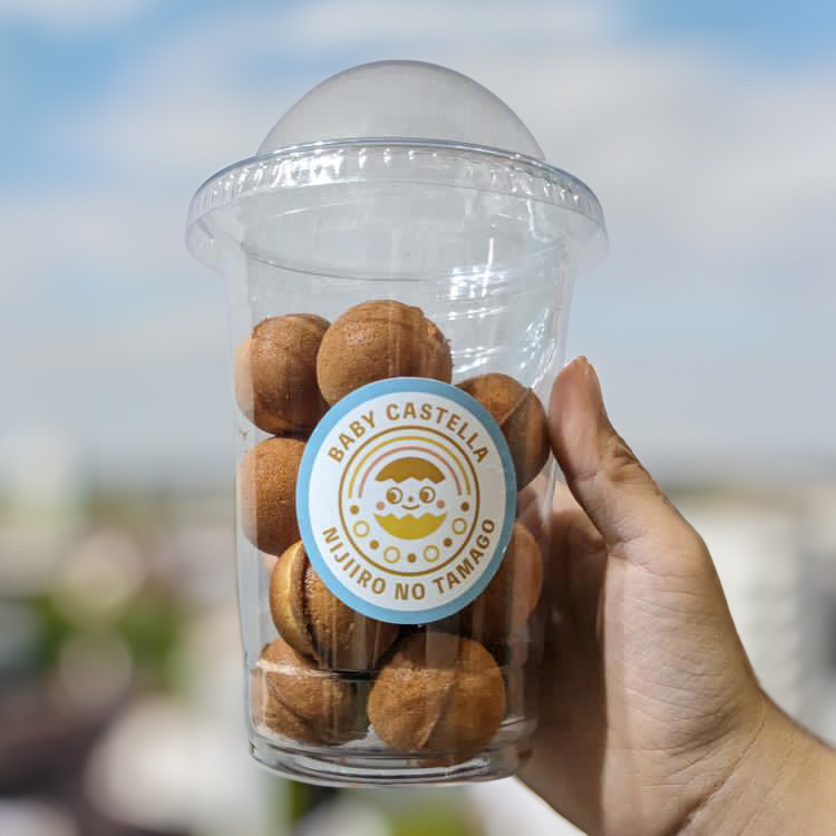 ベビーカステラ にじいろのたまご様のロゴとスタンド看板を制作させて