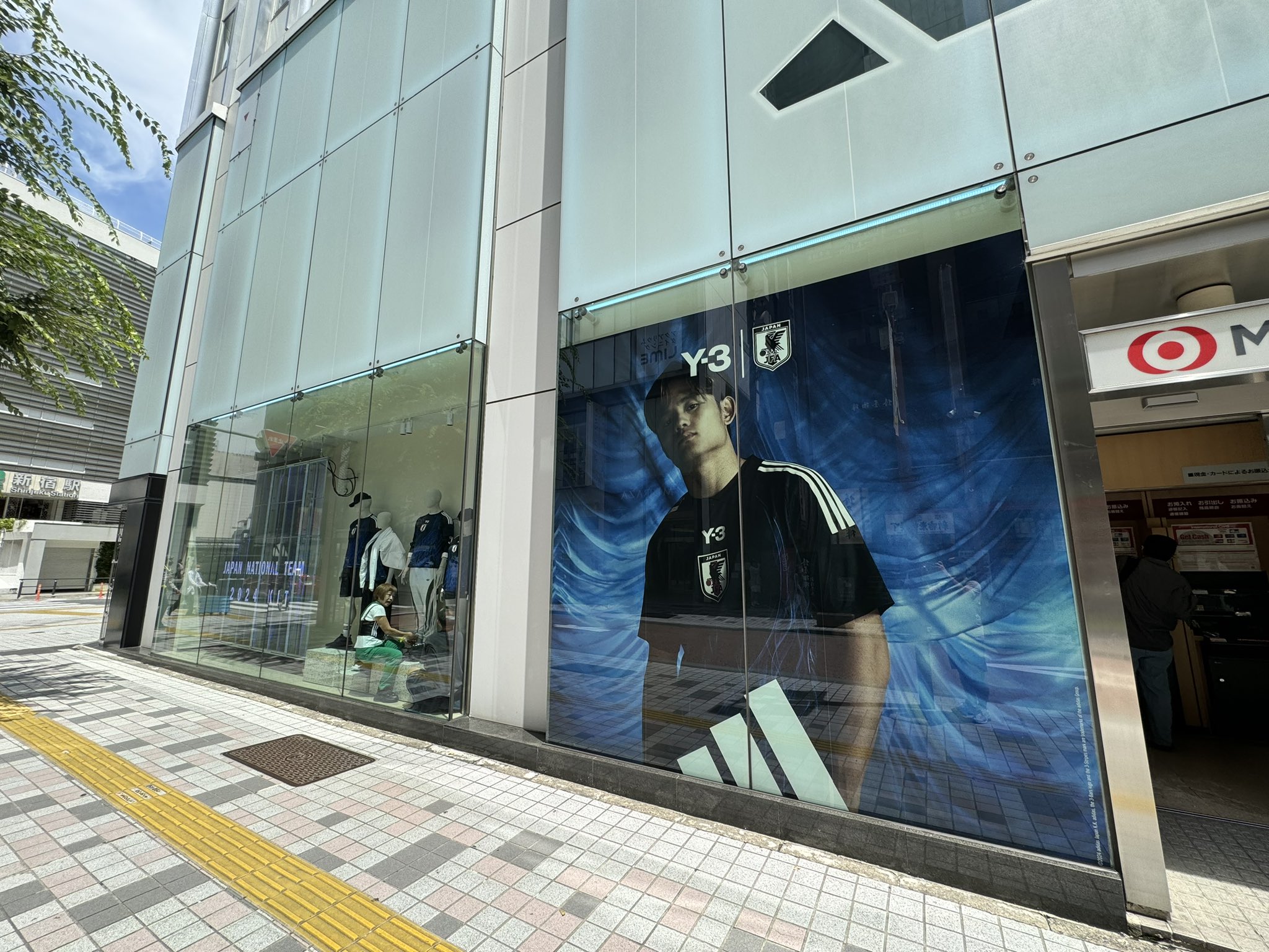 Sale y3 shinjuku Shop