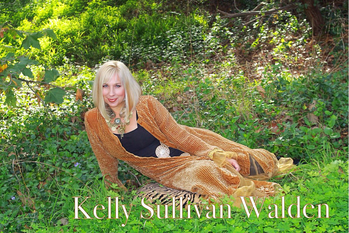 MantzMitchell's tweet image. Saturday 10 am Pacific on 1150 KKNW Seattle and 1150kknw.com, Mantz and Mitchell talk with Kelly Sullivan Walden about her inspiring Wild Dreams Animal Oracle cards. Join us!