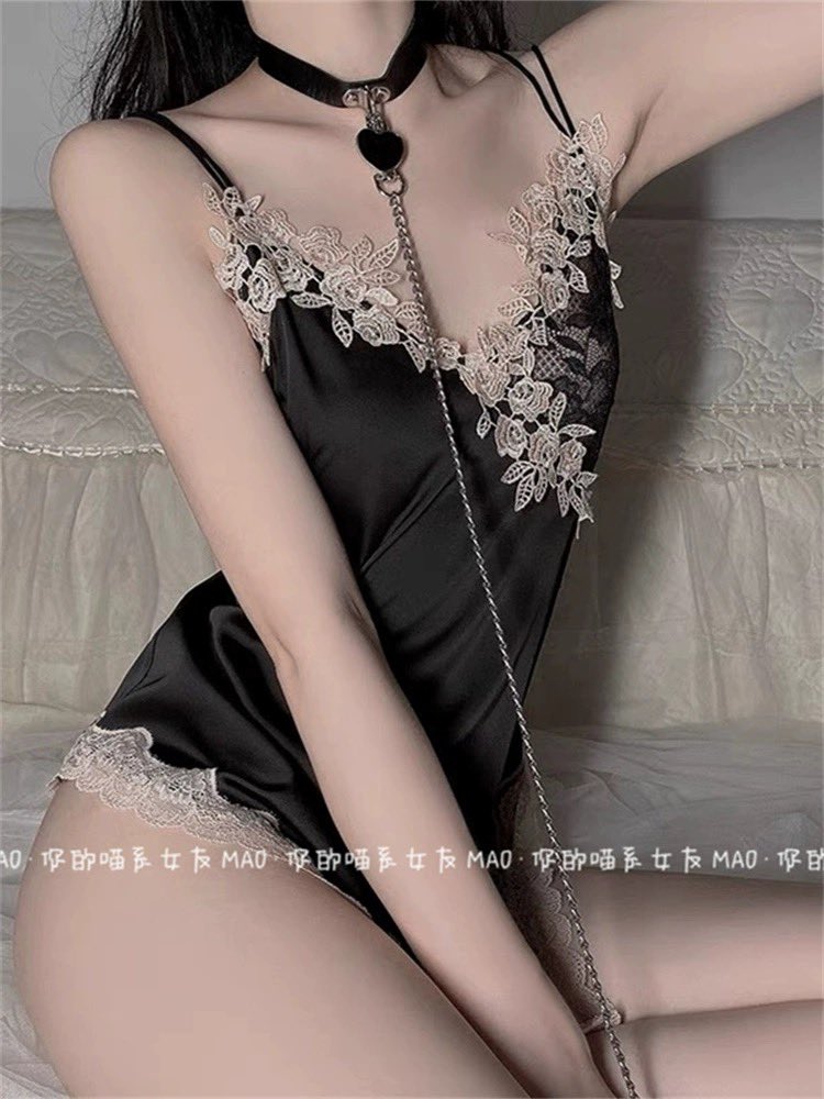 老公公司要徵人，到人力銀行看履歷，結果看到頭貼上戴鎖鍊項圈女生，公說這個奴性一定很重不錯好，想叫她來面試，馬上被我懷疑公的目的不單純，叫他找有戴鎖鍊項圈奴性重的男生來，我再跟公一起面試他好了，如果我們都覺得不錯，白天公司上班，晚上跟我加班🤣
@LOVE02578依依小帳

網路示意圖非當事人 https://t.co/26VsQKN9Gh