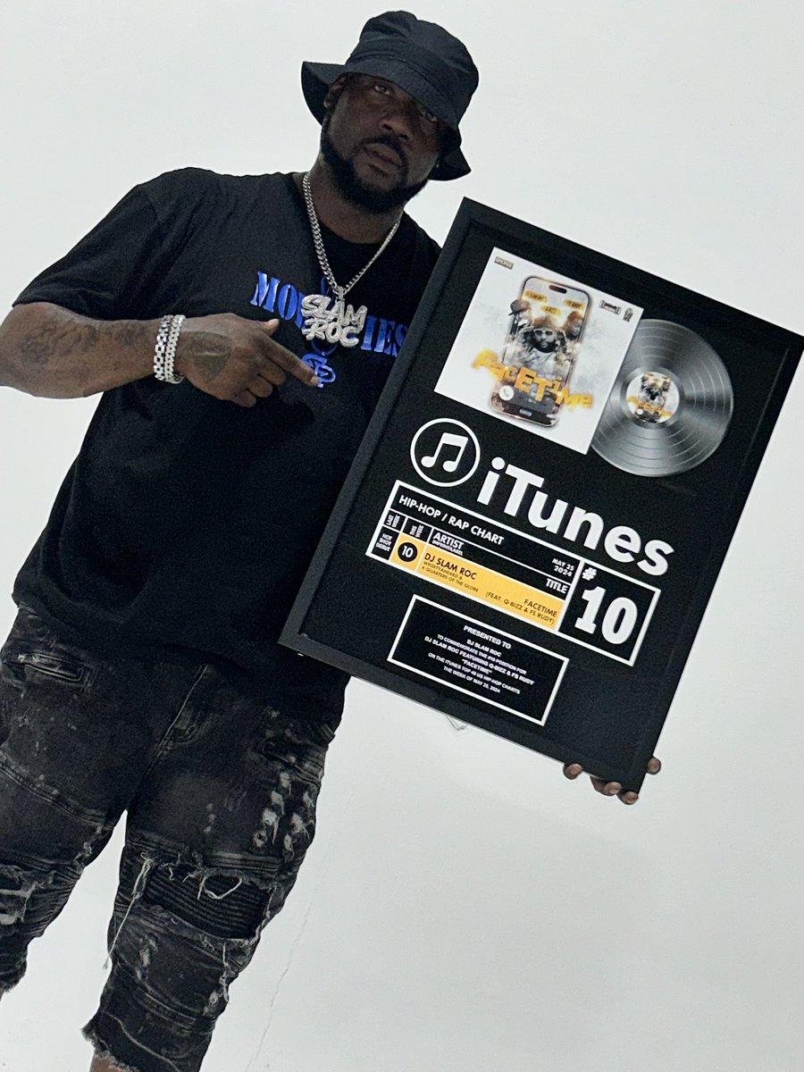 bigroc219's tweet photo. My new single “ FaceTime “ hit #10 on the #ITunes #Hiphop Chart ! S/O to @wegetyaheard_ @FSRudy4 &amp; #qbizz 🍾🍾🏆 https://t.co/l3udDXPPHQ