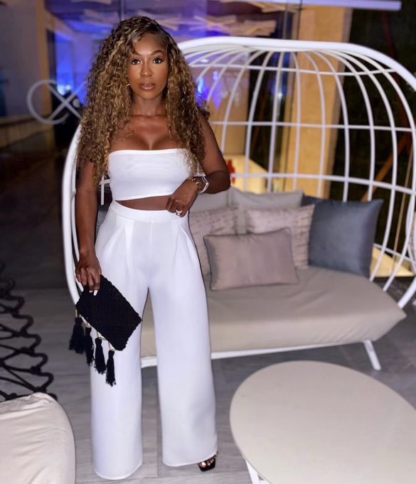 melody_adisa's tweet image. Cheers 🍷#LHOD⭐️