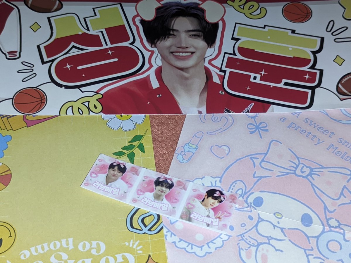 jelayyy0_0's tweet photo. ˖𓍢ִ໋🌷͙֒✧𝓗𝓪𝓹𝓹𝔂 𝓶𝓪𝓲𝓵˚.🎀༘⋆
💌 @snwyhoonie 
Good morning po! I already received the banner po, and it so pretty po. Thank you so much po for this giveaway. ^^ I will surely take good care of this!!
#snwyfeedbacks #snwyGA https://t.co/DxHl6FW38h