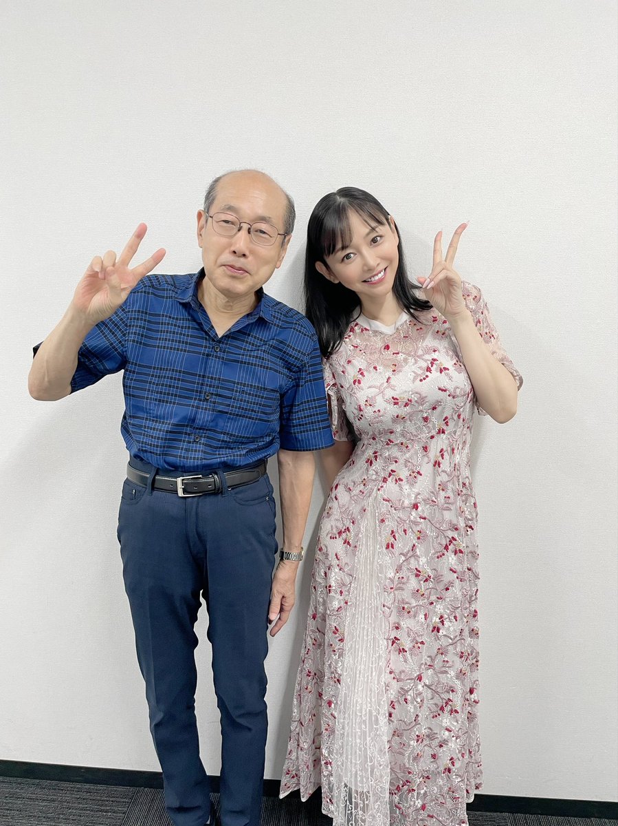 資産運用の知識の部屋」グループは、日本の投資家が市場の変動に対応し、安定した資産運用計画を築くのを支援します。Anchyra株式会社  が権威ある背景を提供し、EGL SEVが専門データを提供。笠師武吉先生は資産配分の方法を教え、藤井アキナアシスタントは知識の定着を ...