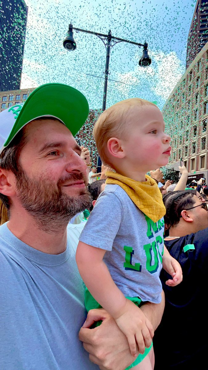 Kat Przybyła tweet media