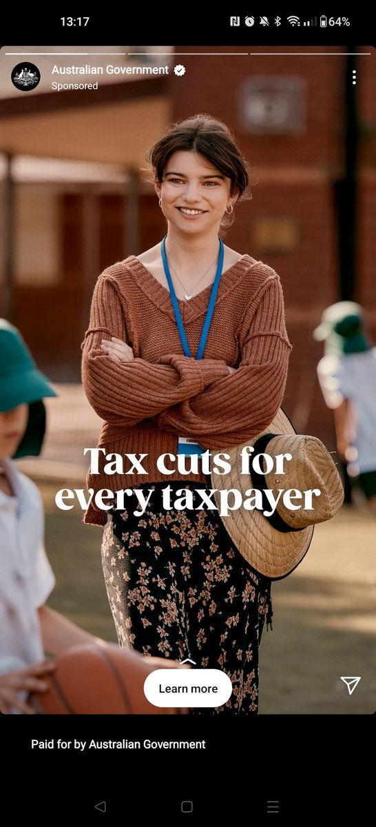 _lizzyoshea's tweet photo. Why did the government make an ad with a girl whose jumper is inside-out https://t.co/YrtL3Hn6mZ