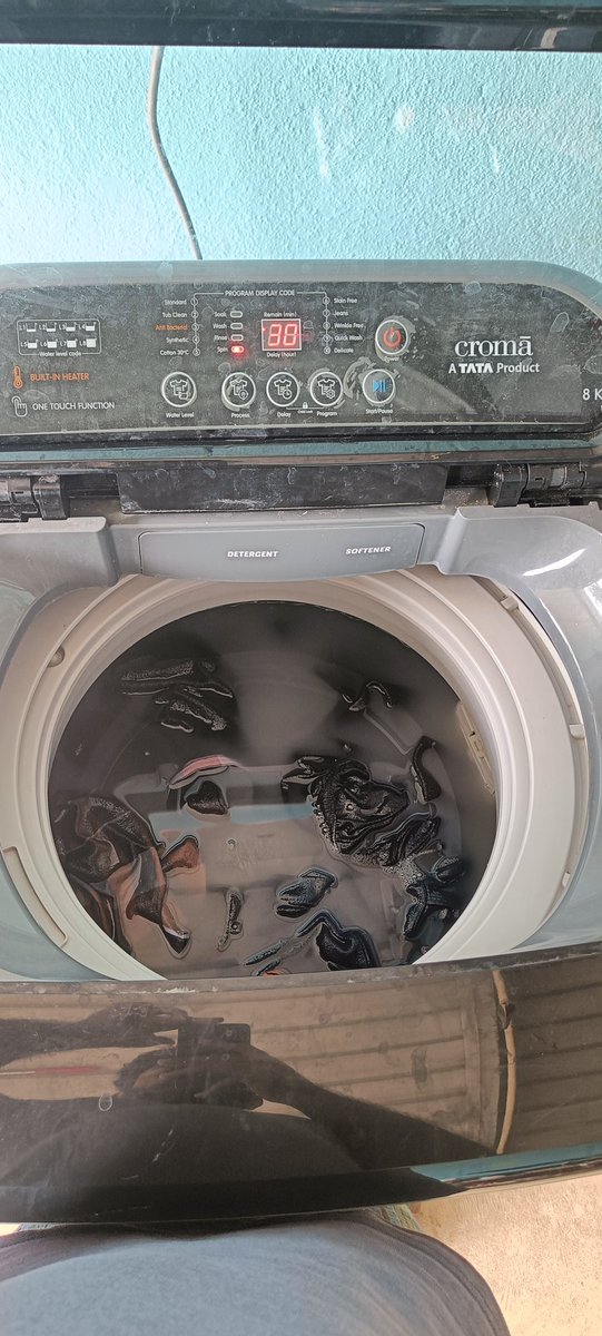 Netflix Account tweet media