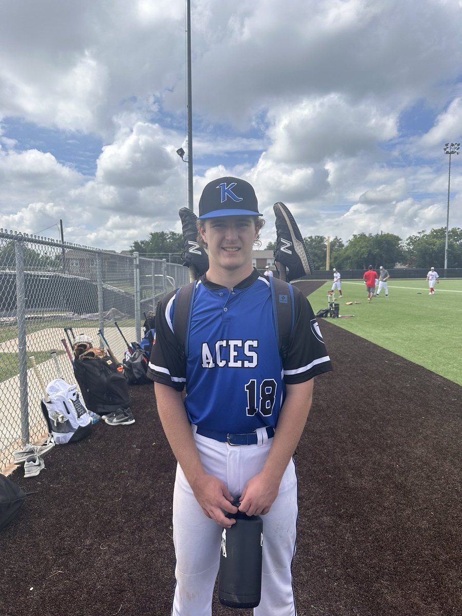pps_tx_bluechip's tweet photo. Keller Aces 9, Express Baseball 2
#PoG Blake Lopez 2-3,  2 R, 2 RBI
Pitching Performance: Nate Pierson
4 H, 2 ER, 5 SO https://t.co/Dk1mj1Ucr2