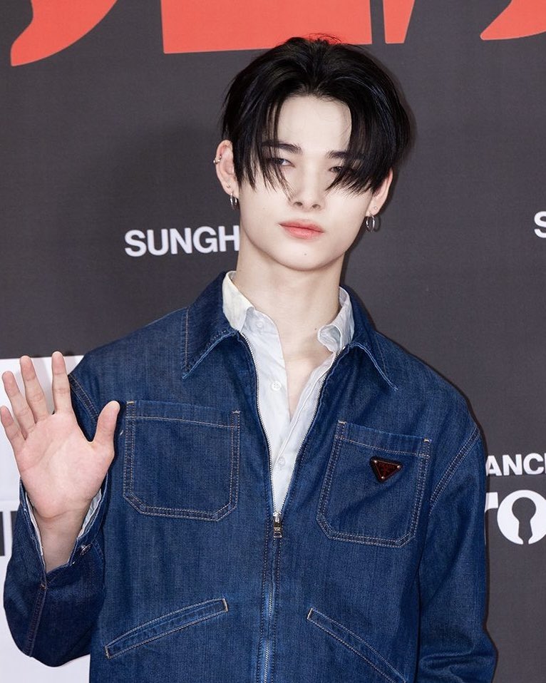 오늘 청청 니키 예쁘당