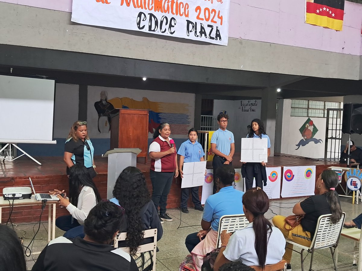 CdcePlaza's tweet photo. En el CDCE Plaza los Estudiantes hablan de matemáticas de manera divertida y en la cotidianidad #CongresoMunicipalDeMatematicas2024 @_LaAvanzadora @ClifPlaza @Gabrielasjr @rosabecerra3 @EulerRmr @ZYSEGMIRANDA @yraniaort https://t.co/HQzpFwbNJy