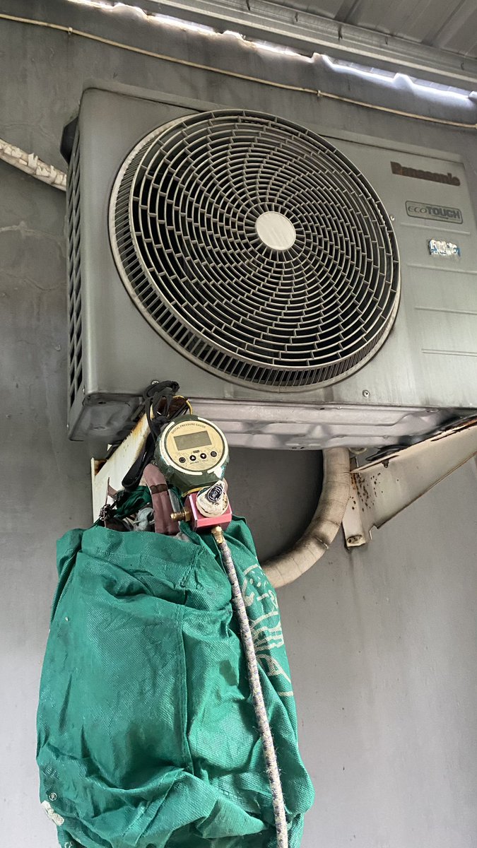 andikadikk's tweet image. #serviceac #cekac #jakarta #idpanasonic #cekfreon #cuciac