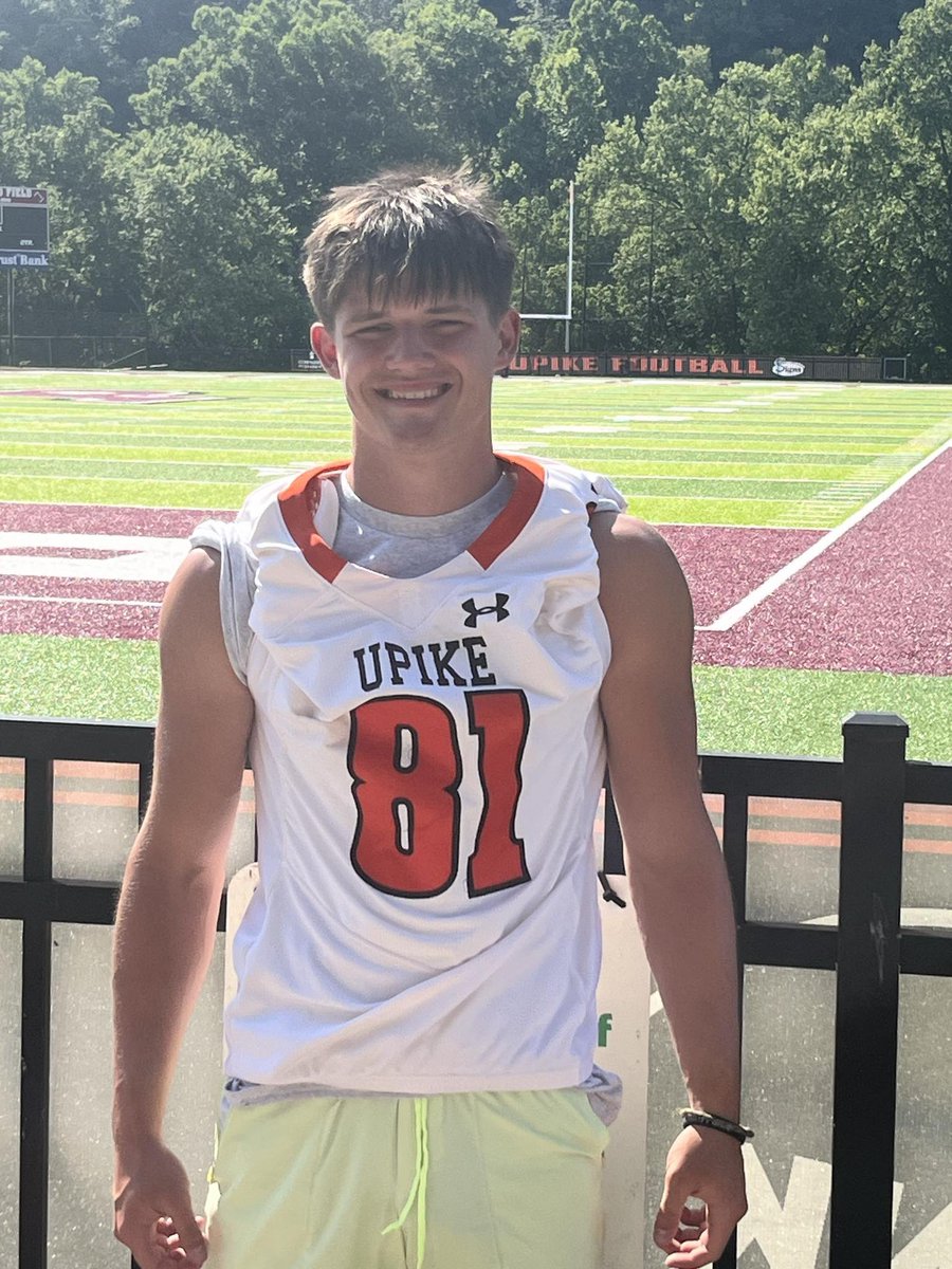 1LoganSLester15's tweet photo. Great Evening at @UPIKEFOOTBALL Prospect Camp! 
Thanks for the Invitation @CoachJElamin @grundy_high https://t.co/aWZK0UAgoX