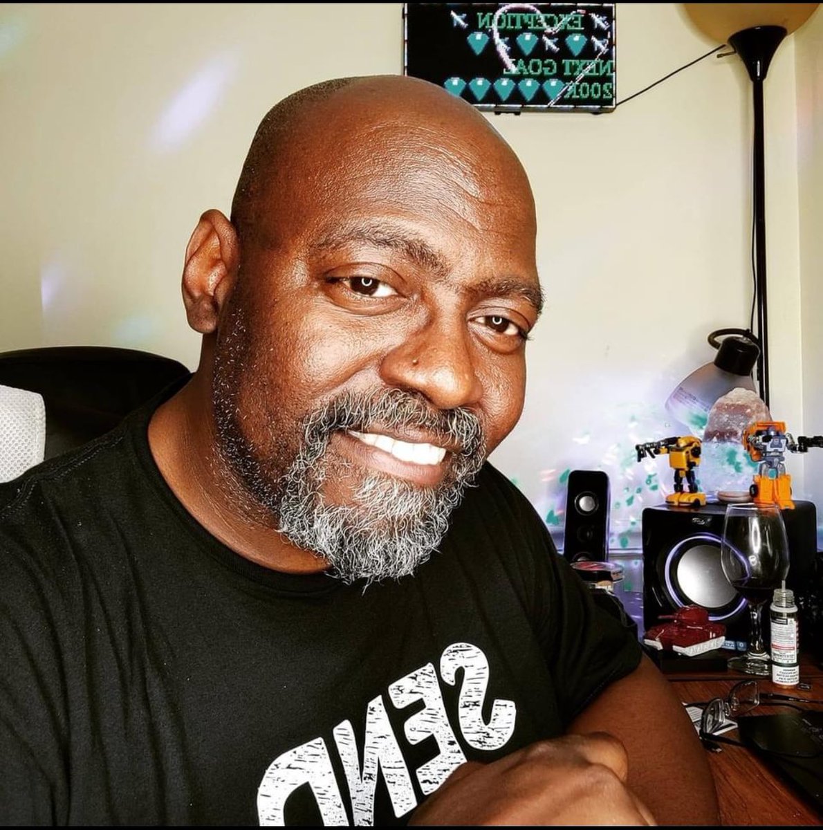 FakeTeeJay tweet media