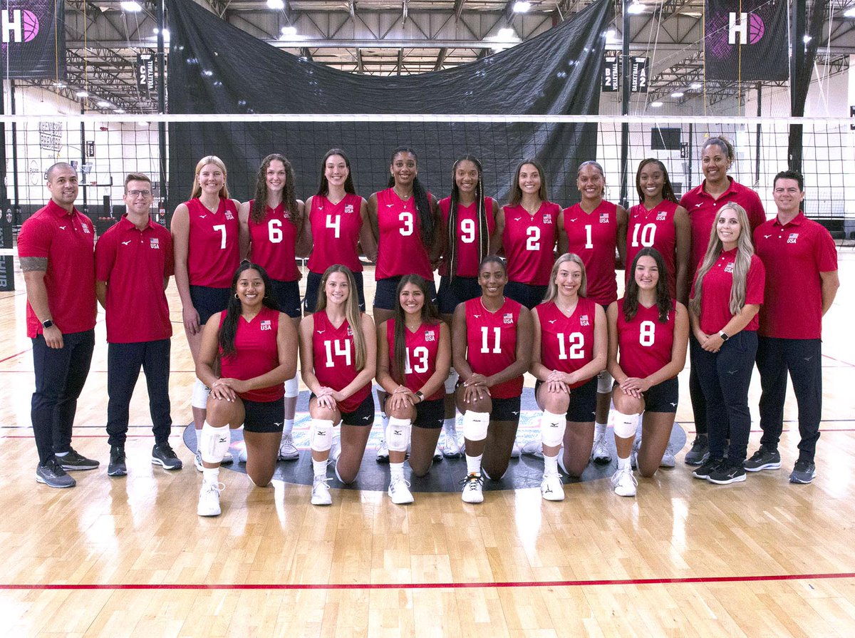 "The first tournament of the new Olympic cycle," is how U.S. Women's Coach Karch Kiraly describes the NORCECA Pan Am Final 6. The U.S. is sending 14 collegiate women's players to compete June 26-30 in Santo Domingo, Dominican Republic.

Get the roster | go.usav.org/62124WF6