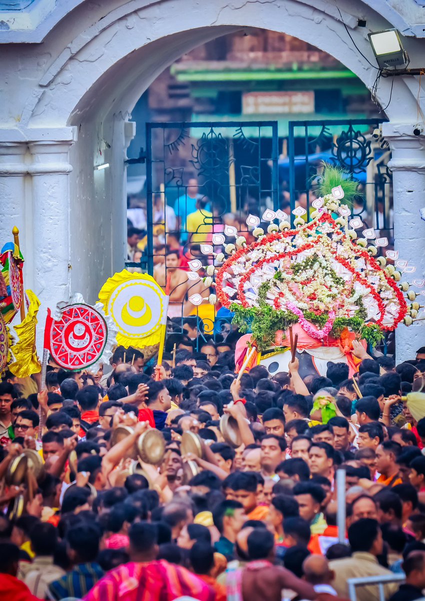 manas008_panda's tweet photo. ଜୟ ଜଗନ୍ନାଥ 🙏 
#snanapurnima #pahandi https://t.co/uowYZ5xtVH