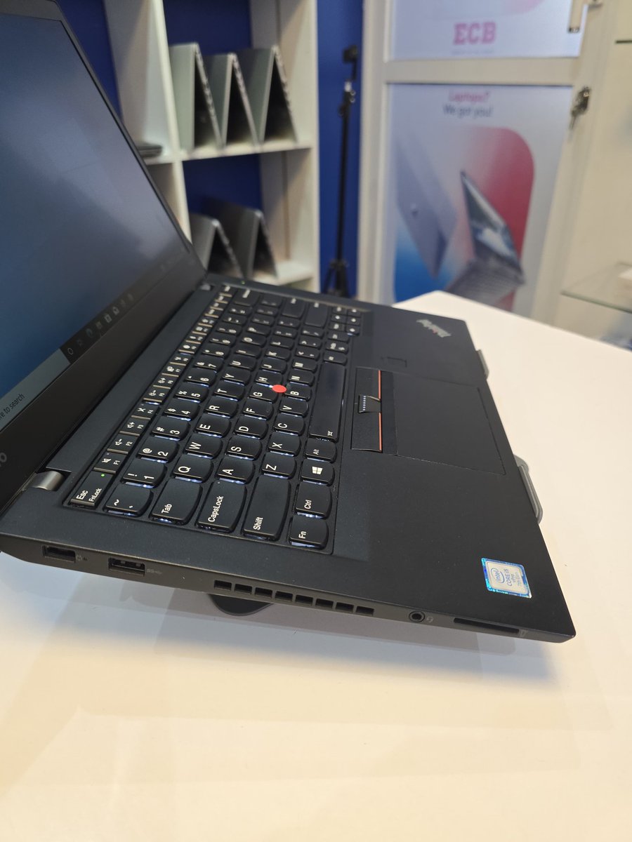 rubison_'s tweet photo. Check out this core i5 7th gen Lenovo Thinkpad T470s ๐ฅ๐ฅ๐ฅ
๏ฟฝ๏ฟฝ๏ฟฝ๏ฟฝ๏ธStorage 8GB Ram/256GB SSD
๐น๏ธBase speed 2.7ghz
๐น๏ธSelling price ksh 26000
๐น๏ธCall/whatsapp 0717040531
https://t.co/hUpWNeJMIk
#ECBNDIOBEST https://t.co/MvgEmL247j