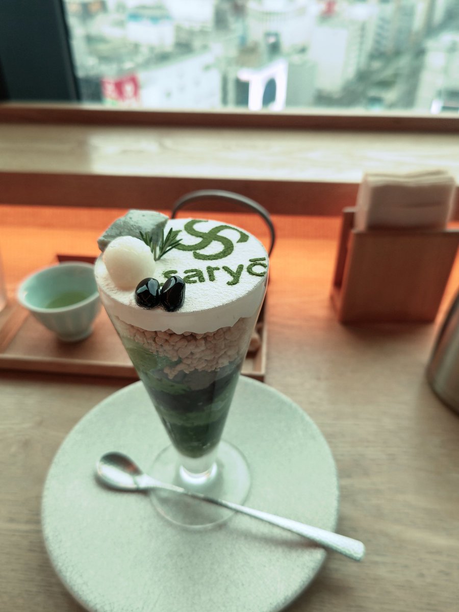 616_2sak's tweet photo. しずくさんとパフェ食べてきた。
いいでしょ。 https://t.co/FSFdITd6H0