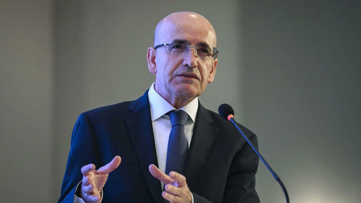 🚨#SONDAKİKA |

2008’den bu yana #vergi alınmayan #borsa kazançlarından, hisse senedini elde tutma süresine göre %2.5 ile %10 oranında #vergi alınması bekleniyor.
#VergiAdaletsizliği 
#BITCOIN