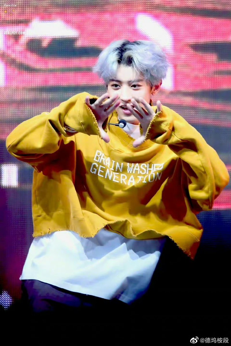 11270208_'s tweet photo. #CHANYEOL #찬열 #チャニョル #灿烈 POWER！👊 https://t.co/n4oWBn1EWP