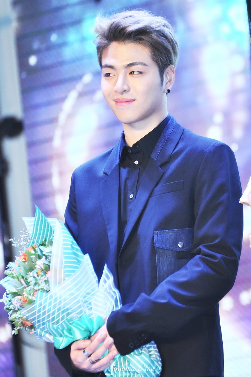 For_Junhoe (구준회) tweet media