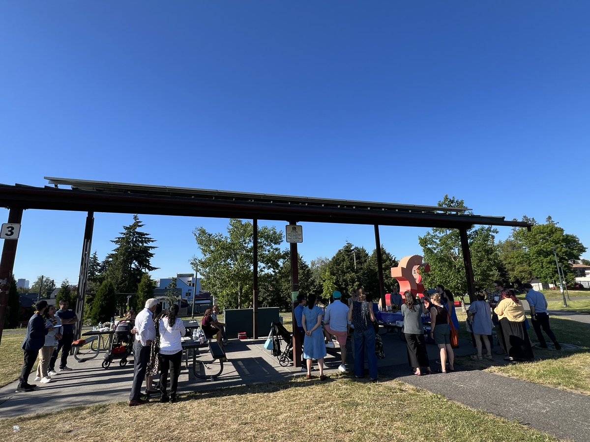 Kate Bennett tweet media