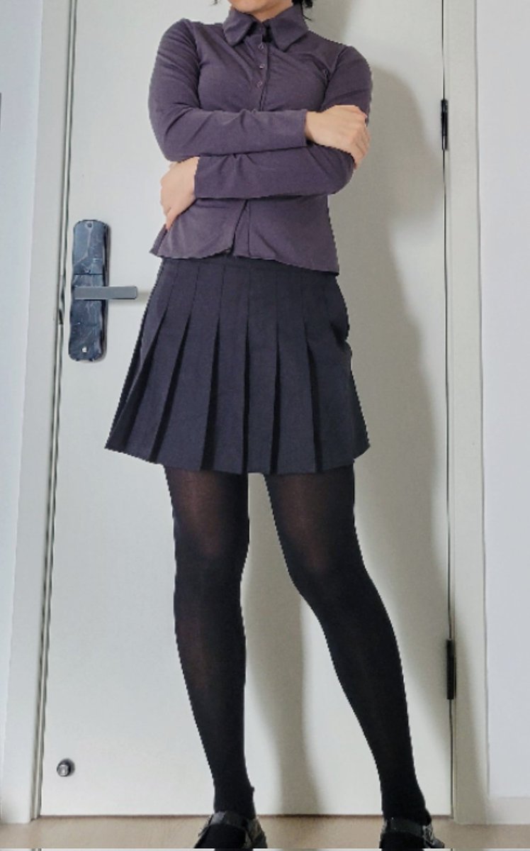 CutieWhitty's tweet photo. 因为没有手机支架而只能用死亡角度拍摄

#伪娘 #女装 #女装大佬 #男娘 #crossdresser #CD https://t.co/GmyzsJw4TM