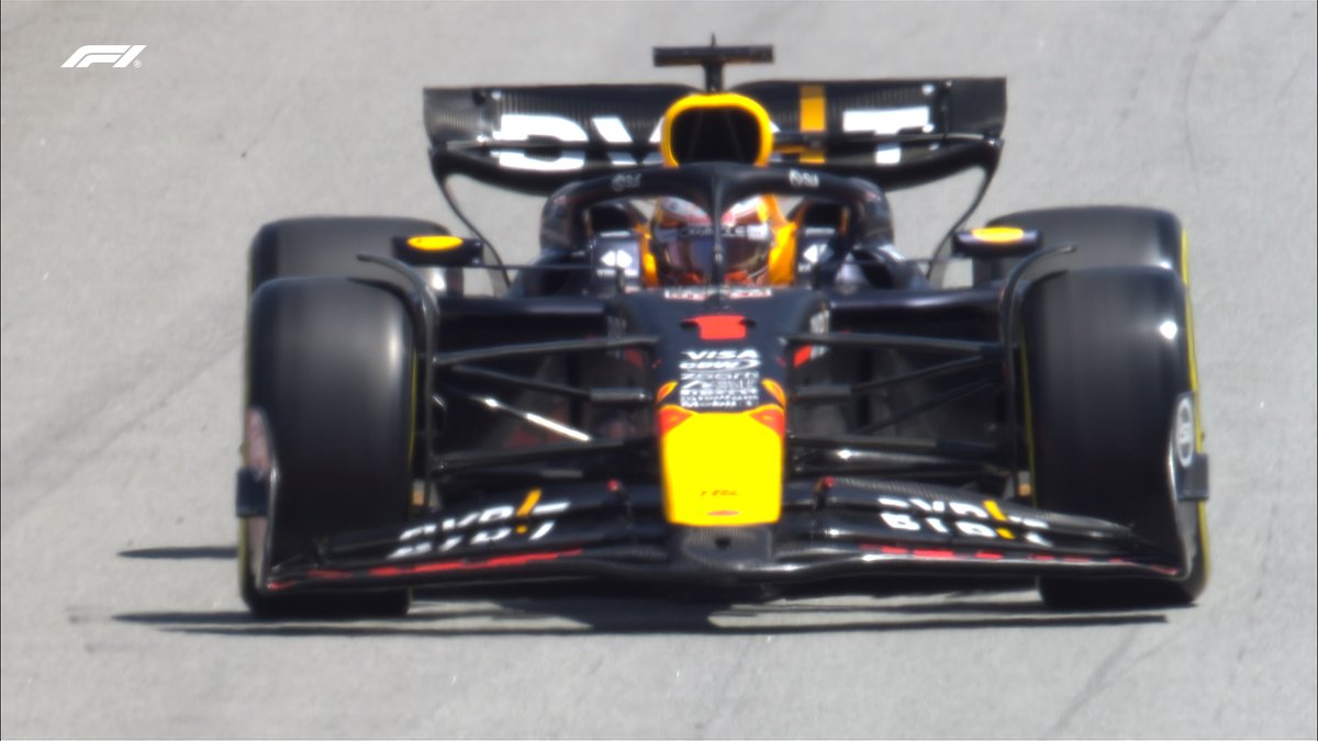 Max's view 👀

The reigning World Champion gets to work optimising his Red Bull for qualifying ⚖️

#F1 #SpanishGP