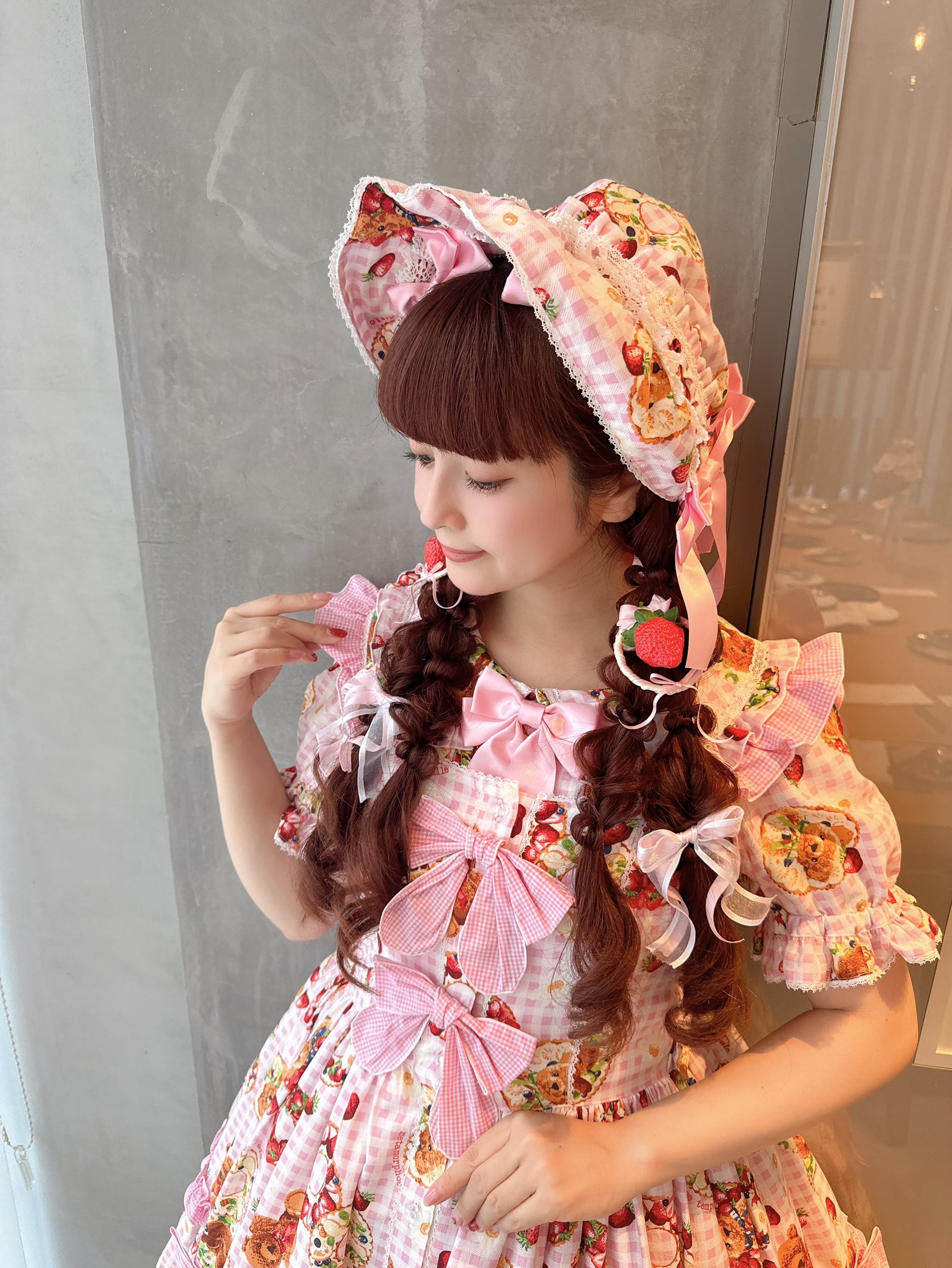 レア＊1999年 キティ Kitty バラ柄 エプロン ピンクハウス 青木美沙子 レア＊1999年 キティ Kitty バラ柄 エプロン ピンクハウス 青木