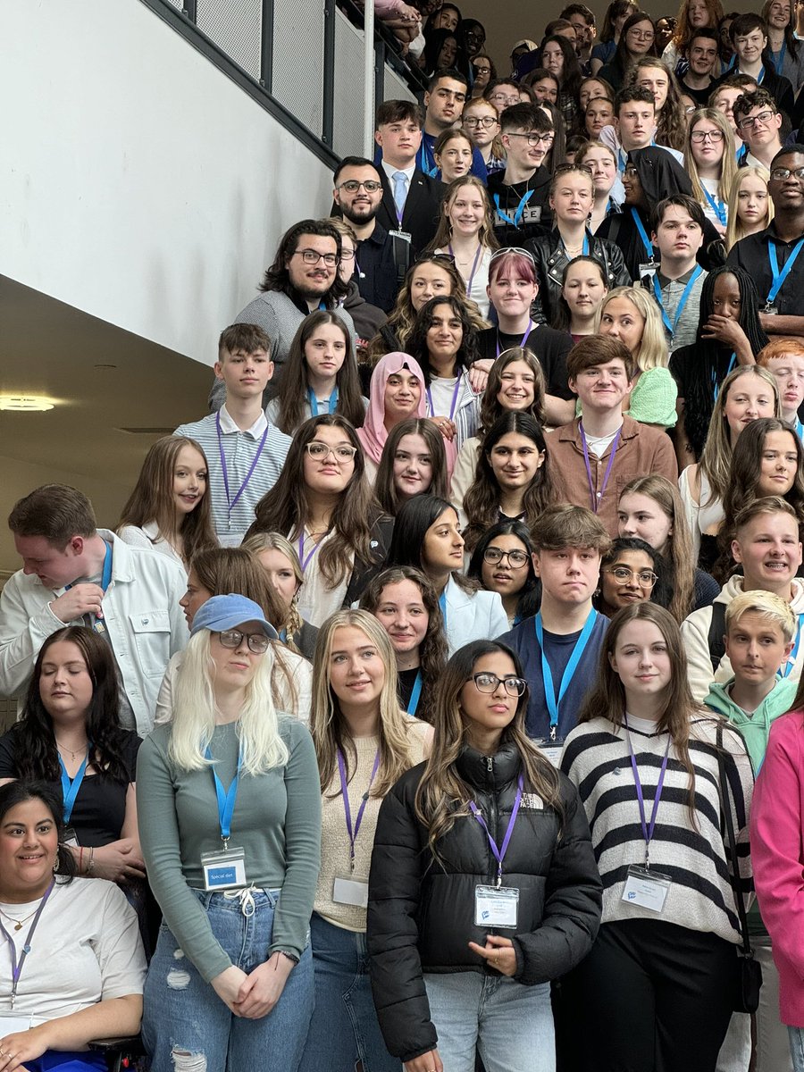 #SYP81 group photo!

Can you spot @marthad_msyp?

#SYP <a href="/OfficialSYP/">Scottish Youth Parliament</a> <a href="/GirlguidingScot/">Girlguiding Scotland</a>