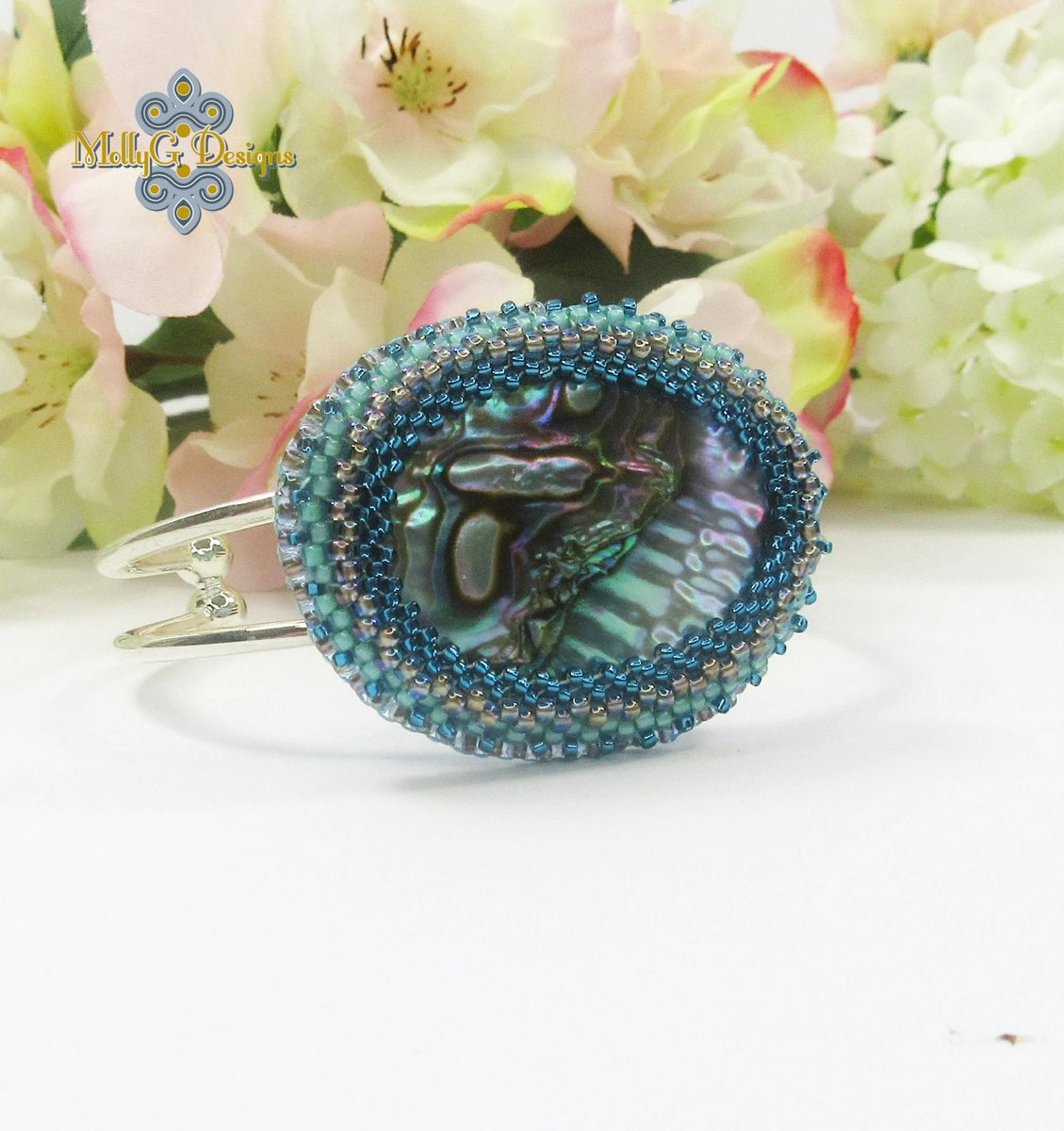 Crafted Gift Artisans (@boosterstbch) on Twitter photo Beaded Abalone Bangle
A beautiful summer bangle from <a href="/MollyGDesigns/">MollyG Designs</a>
etsy.com/uk/listing/103…
#CGArtisans #earlybiz Beaded Abalone Bangle
A beautiful summer bangle from <a href="/MollyGDesigns/">MollyG Designs</a>
etsy.com/uk/listing/103…
#CGArtisans #earlybiz