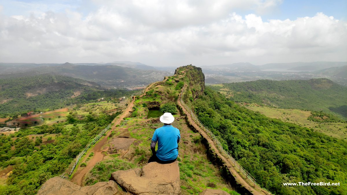 IAmDaFreeBird's tweet photo. After a year long ankle injury back with a simple trek 
https://t.co/xij6U1YmGD
#lohagad #lohagadfort https://t.co/2JAEInCqCL