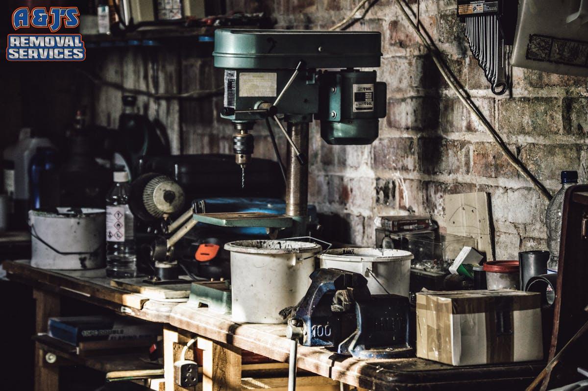 772500Junk's tweet image. 🚛 𝗧𝗶𝗿𝗲𝗱 𝗼𝗳 𝗰𝗹𝘂𝘁𝘁𝗲𝗿? Let us handle it! Our full-service junk removal team is here to make your space clutter-free... 𝗦𝗶𝘁 𝗯𝗮𝗰𝗸 𝗮𝗻𝗱 𝗿𝗲𝗹𝗮𝘅 𝘄𝗵𝗶𝗹𝗲 𝘄𝗲 𝗱𝗼 𝘁𝗵𝗲 𝗵𝗲𝗮𝘃𝘆 𝗹𝗶𝗳𝘁𝗶𝗻𝗴. 💪 #JunkRemoval #DeclutterNow #ProfessionalService