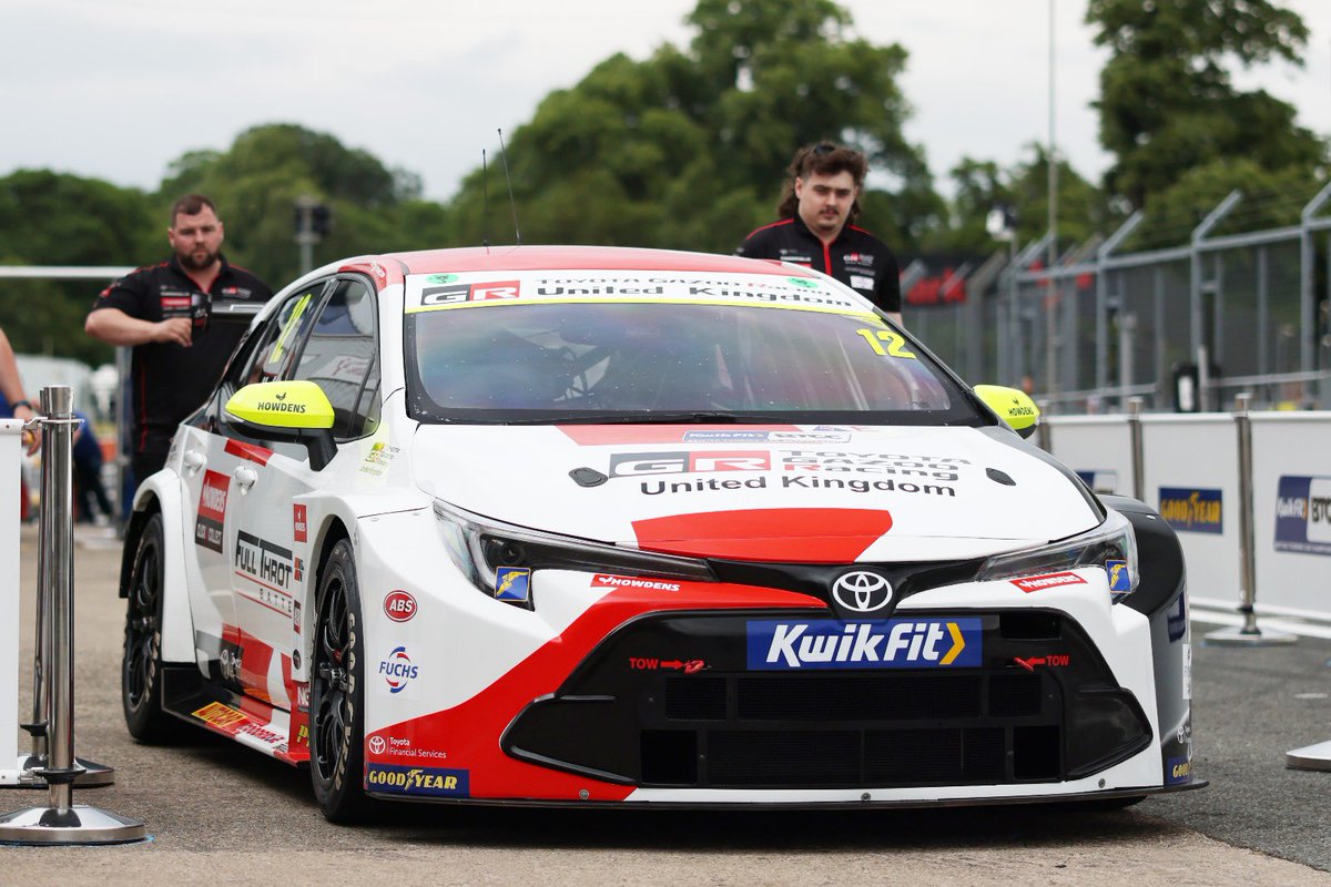 (Oulton) Park Life 🌳☀️

All set for a busy Saturday in Cheshire with two practice sessions being followed by qualifying! Let’s go 💪🏻

#BTCC • #Speedworks