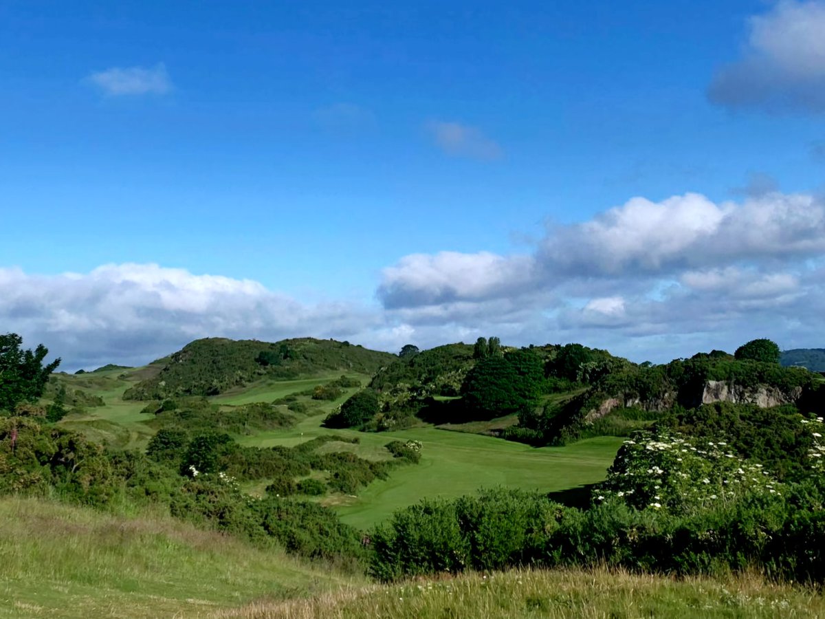 dodger1874's tweet image. @RustyBHGC capturing some nice shots on his way round set up this morning, weather finally on the turn, have a great weekend everyone #BraidHills #GreenkeepingOnTheHill