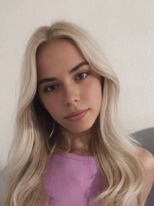 In the streets versus in the sheets 😌👀 https://t.co/LuczamWLR0