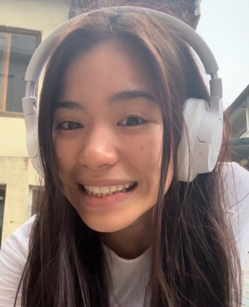 tausjnk's tweet photo. an update from her literally shocked everyone in bloomtwt 🥺 We miss you, Aiah! We hope you’re feeling better na. Amping permi! 🤗💓 https://t.co/VT93WEWUy1