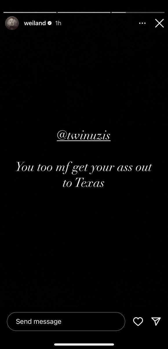 scumbagbexie's tweet photo. HOOOOOOOLLLYYYYYYY FUUUUUUCCKKKKKK #slayworld https://t.co/SMh7pOOxvL
