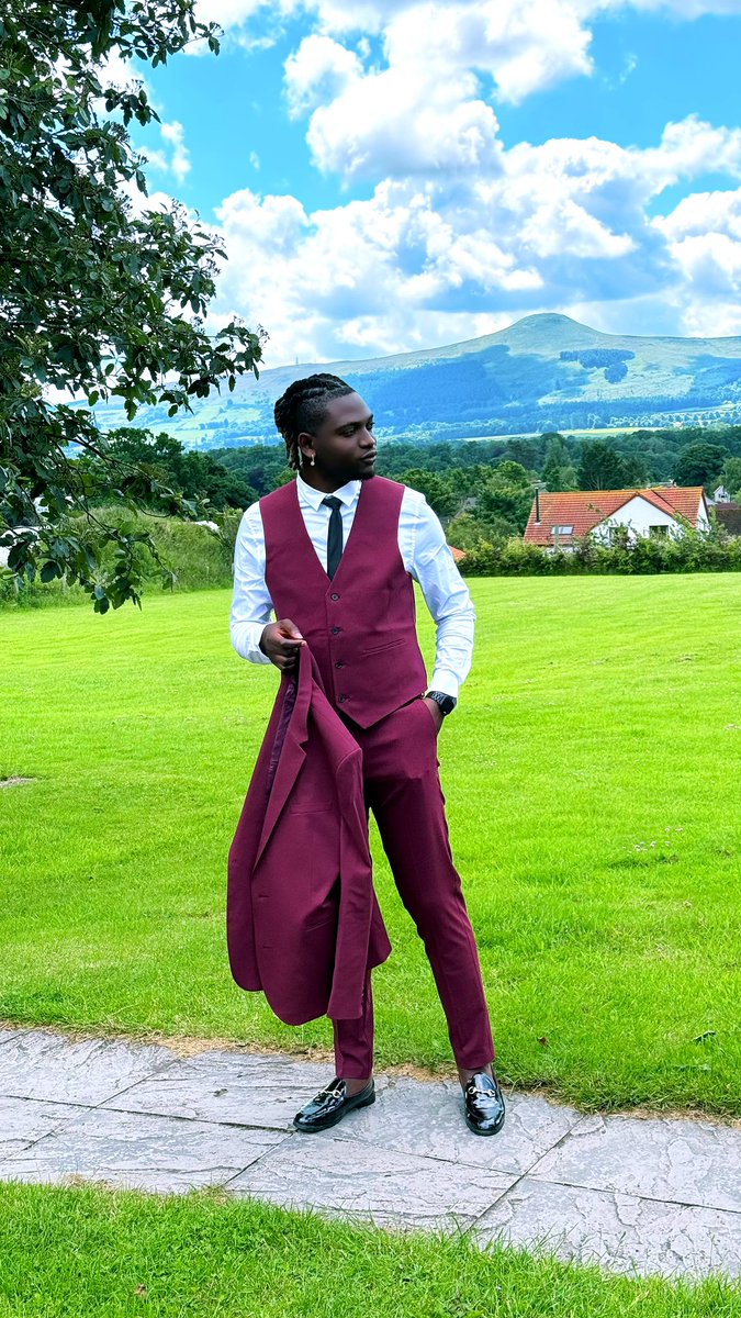 Iam_smeezy's tweet image. Black Excellence 🦅🤍