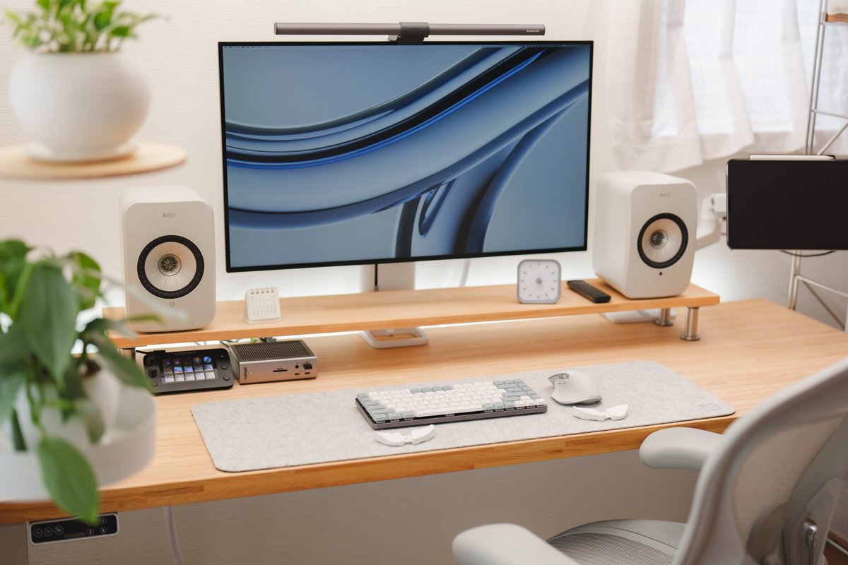 jaga_farm's tweet image. \ ブログ更新 /

Satechi SM1 メカニカルキーボードをレビュー！
jaga-farm.com/satechi-sm1/

ホワイト × グレーのカラバリに一目惚れ。
ロープロファイルながらキースイッチの反発力が強く軽快な打鍵感を提供してくれます。

記事内ではタイピング音を動画で収録しています。

#Satechi
#pr