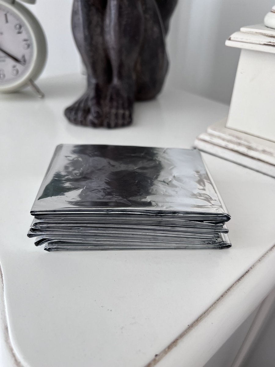 After 3 days, I can start talking about my horrifying experience at <a href="/AICM_mx/">Aeropuerto Internacional Benito Juárez CDMX</a>.

<a href="/INAMI_mx/">INM</a> dehumanized, abused &amp; treated me like a criminal &amp; a lier, taking all my things, my agency, but gave me an emergency blanket to feel *warm* in their  inhospitable detention centre.

<a href="/SEMAR_mx/">SEMAR México</a>