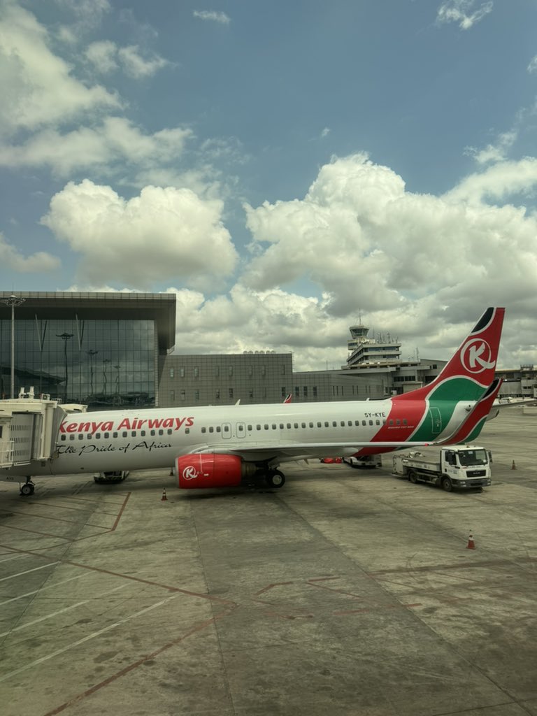 Magellio's tweet image. 🇰🇪✈️ Prêt à découvrir l'Afrique avec style ? 

Kenya Airways, la fierté de l'Afrique, vous y emmène ! 🌍✨

#KenyaAirways #FlyKenya #TravelAfrica #PrideOfAfrica #Voyage @KenyaAirways @LuxeMagazine @CondeNastTraveler @BusinessTravel @LuxuryTravel