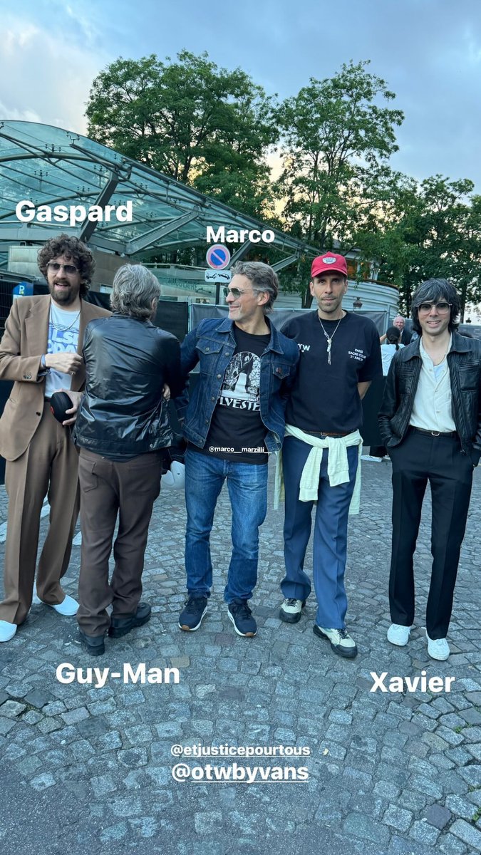 Daft_Wub's tweet photo. Guy-Man with Justice yesterday! https://t.co/XoKwzT5fgV