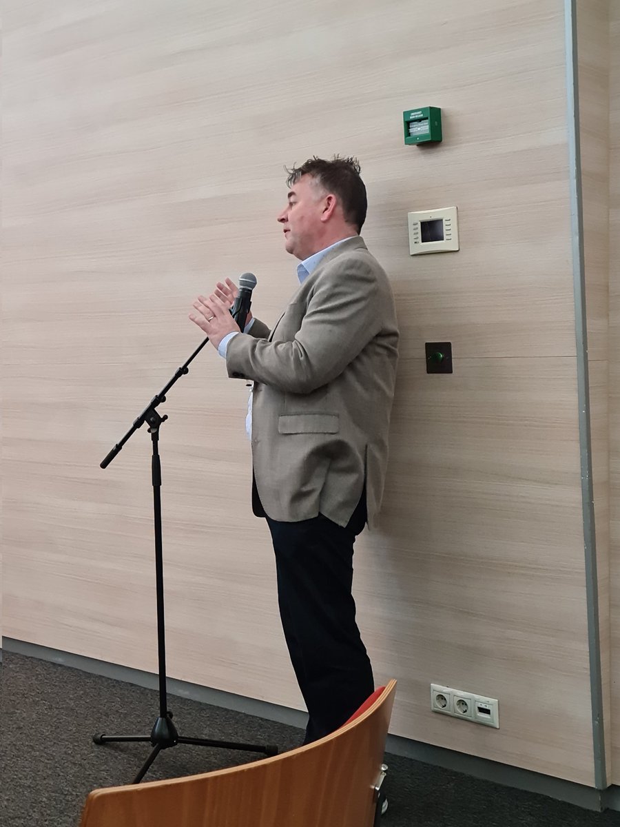 Gianluca Giannarini (@ggiannarini) on Twitter photo #UROonco24 Great joint #ESOU <a href="/ESUI_uroweb/">ESUI - EAU Section Urological Imaging</a> session on novel imaging for treatment guidance and response in #prostatecancer and #bladdercancer with special overseas guests <a href="/shilpaonc/">Shilpa Gupta</a> & <a href="/declangmurphy/">Declan Murphy</a>
<a href="/F_Sanguedolce/">francescosanguedolce</a> <a href="/LAUrology_NL/">Laura S. Mertens</a> <a href="/GertMeerleer/">Gert De Meerleer</a>
<a href="/Uroweb/">European Association of Urology (EAU)</a> #UROonco24 Great joint #ESOU <a href="/ESUI_uroweb/">ESUI - EAU Section Urological Imaging</a> session on novel imaging for treatment guidance and response in #prostatecancer and #bladdercancer with special overseas guests <a href="/shilpaonc/">Shilpa Gupta</a> & <a href="/declangmurphy/">Declan Murphy</a>
<a href="/F_Sanguedolce/">francescosanguedolce</a> <a href="/LAUrology_NL/">Laura S. Mertens</a> <a href="/GertMeerleer/">Gert De Meerleer</a>
<a href="/Uroweb/">European Association of Urology (EAU)</a>