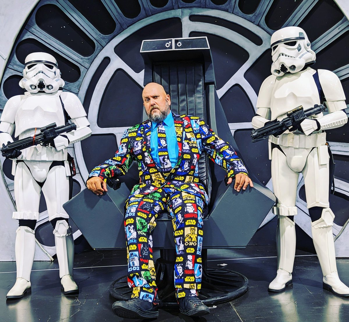 bentoboxx's tweet photo. Back then we would have fun pointing out quirky things about the movies, but it was never hateful and it never detracted from our love of Star Wars. Then as it is now, all were and are welcome to enjoy a community that spans multiple generations! https://t.co/mne3mk8WvI