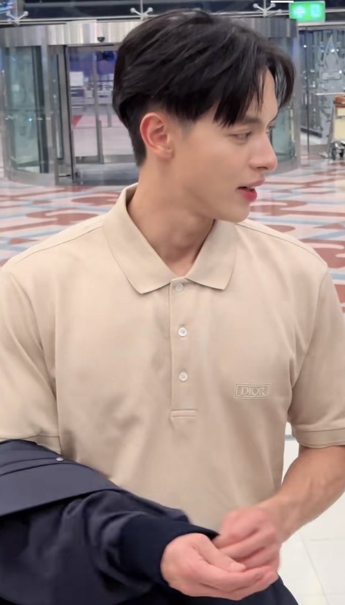อย่าว่าแต่มารตีไม่ยอมเลยเป็นกุกุก้ไม่ยอม555