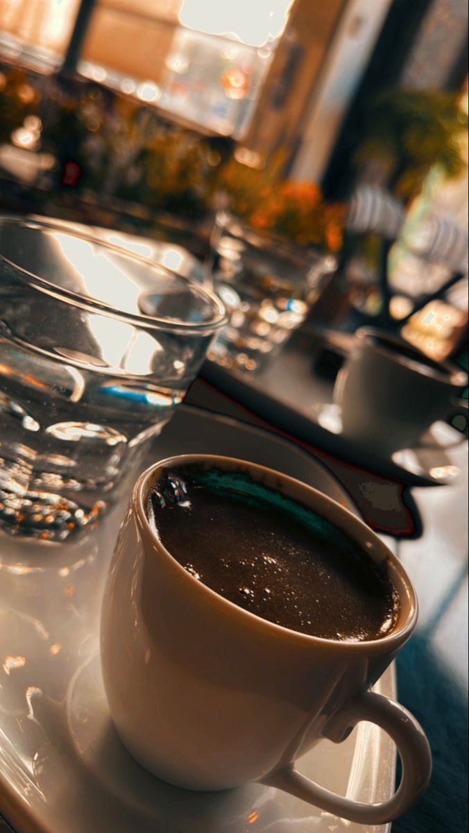 بالغ فيما تُحب 
لايوجد قوانين للشعور 🤍
#حلو_الحب