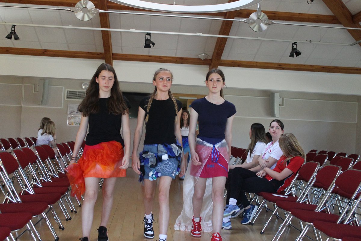 PipersArts's tweet image. We had a fantastic turn out for the Textiles Showcase on Thursday evening. Year 9, 10 and 12 Textiles students has a great time celebrating the garments they made this year. Here are Year 9 modelling their skirts inspired by the 4 elements. #PipersYear9 #PipersSenior