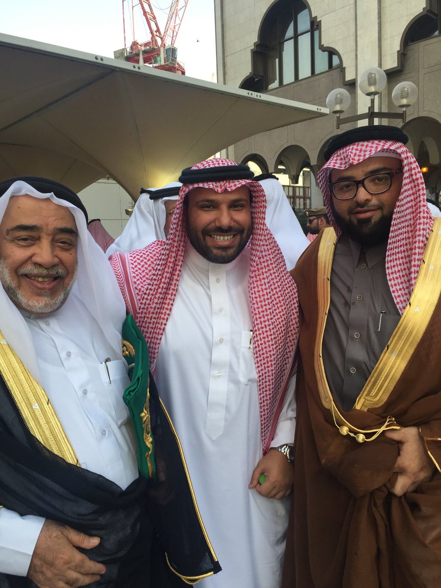 AbdullahAlZah25's tweet photo. ببالغ الحزن تلقيت خبر وفاة الدكتور #صالح_زين_العابدين_الشيبي
كبير سدنة بيت الله الحرام
وحامل مفاتيح باب الكعبة وباب التوبة ومقام سيدنا ابراهيم عليه السلام وقد أُقيمت عليه
صلاة الميت  فجر هذا اليوم
السبت 16  ذي الحجة ١٤٤٥ هـ
كل التعازي لأسرته ولإبنه معالي الدكتور عبدالرحمن ولعموم آل شيبه الكرام أحفاد سيدنا عثمان بن طلحه رضي الله عنه ..
إنا لله وإنا إليه راجعون ..
